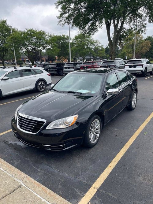 2013 Chrysler 200 Limited