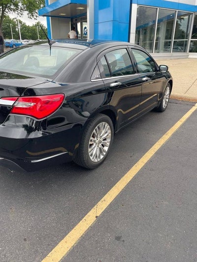 2013 Chrysler 200 Limited