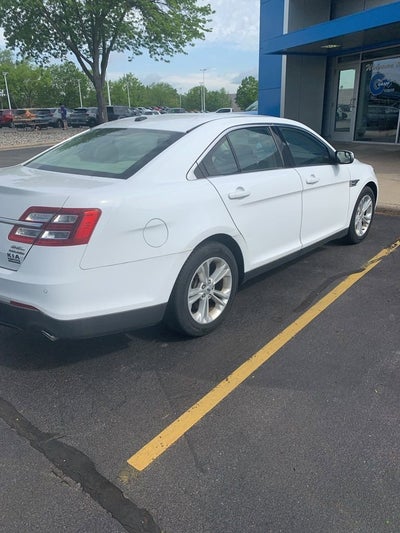 2016 Ford Taurus SEL
