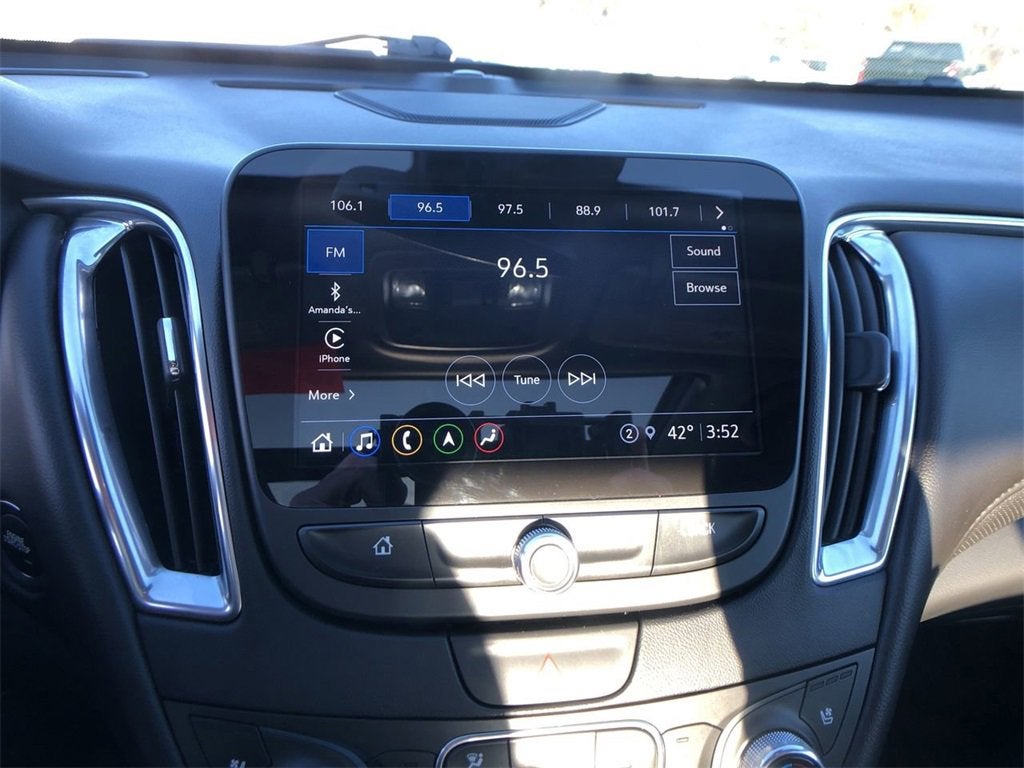 2022 Chevrolet Malibu Premier