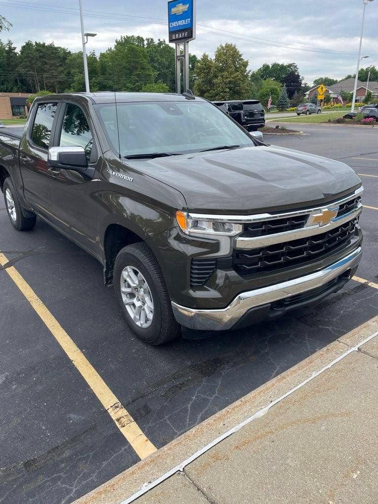 2023 Chevrolet Silverado 1500 LT (2FL)