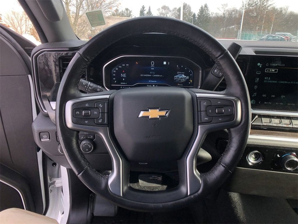 2022 Chevrolet Silverado 1500 LT (2FL)