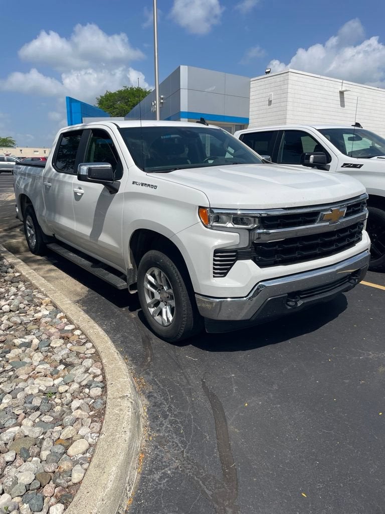2023 Chevrolet Silverado 1500 LT (2FL)
