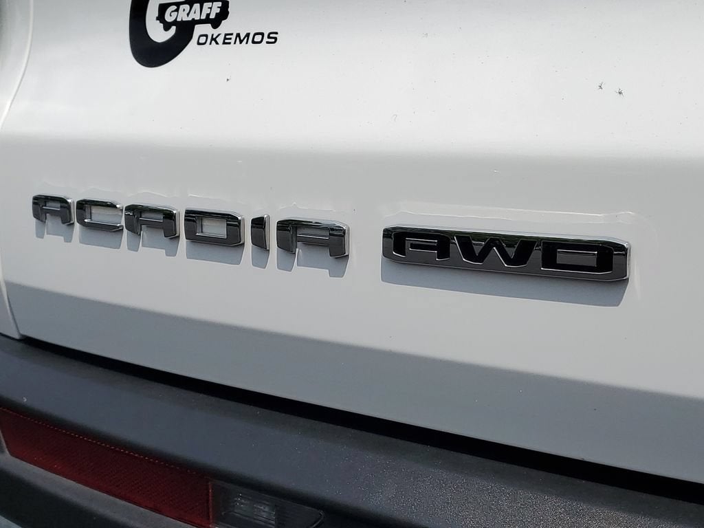 2025 GMC Acadia Elevation