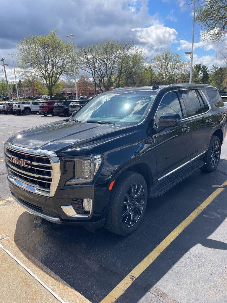 2024 GMC Yukon SLT