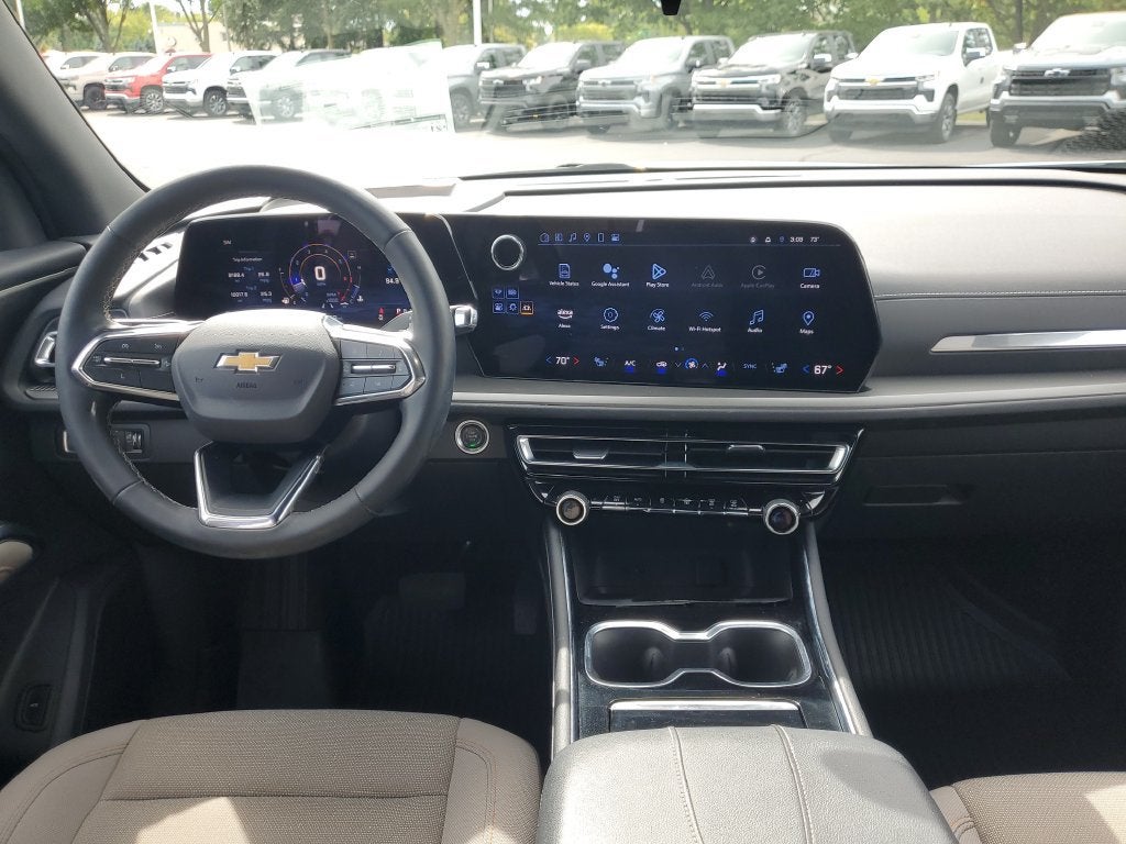 2024 Chevrolet Traverse LT