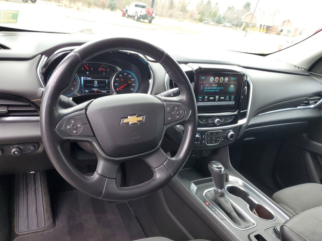 2018 Chevrolet Traverse LT Cloth