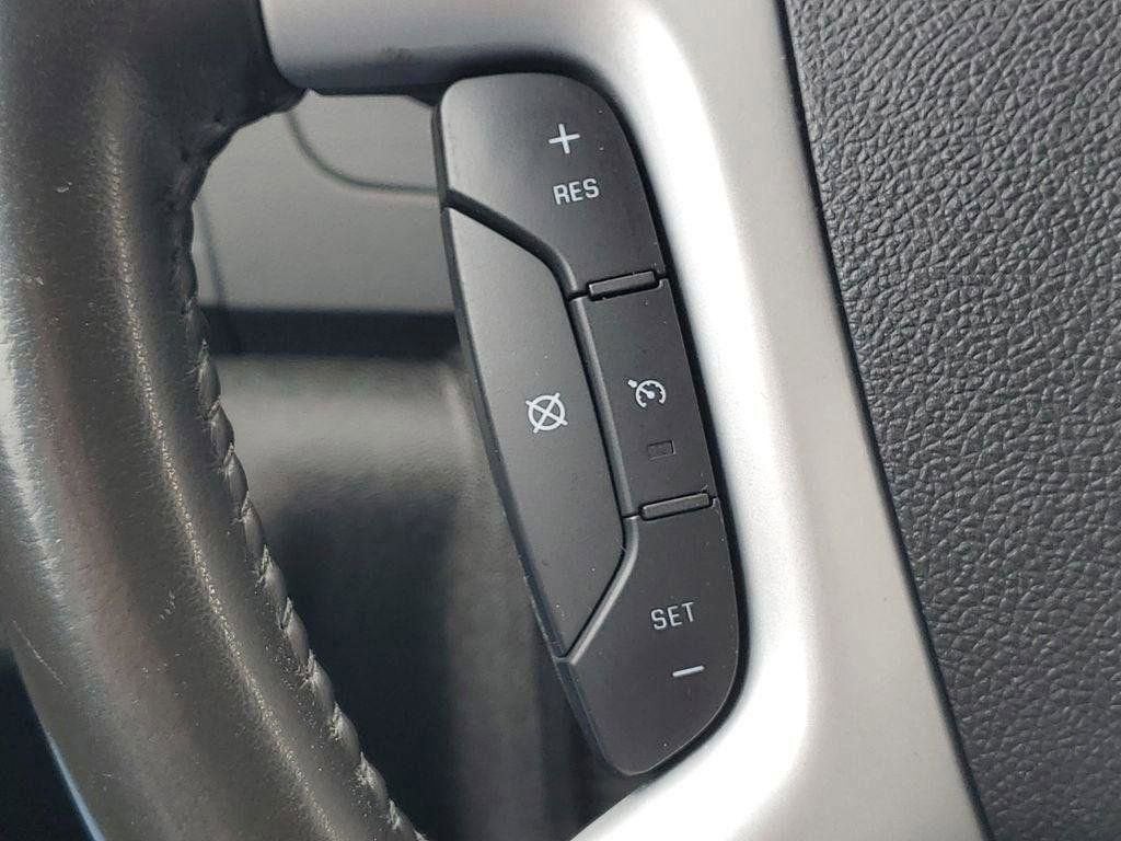 2011 Chevrolet Traverse LT w/1LT