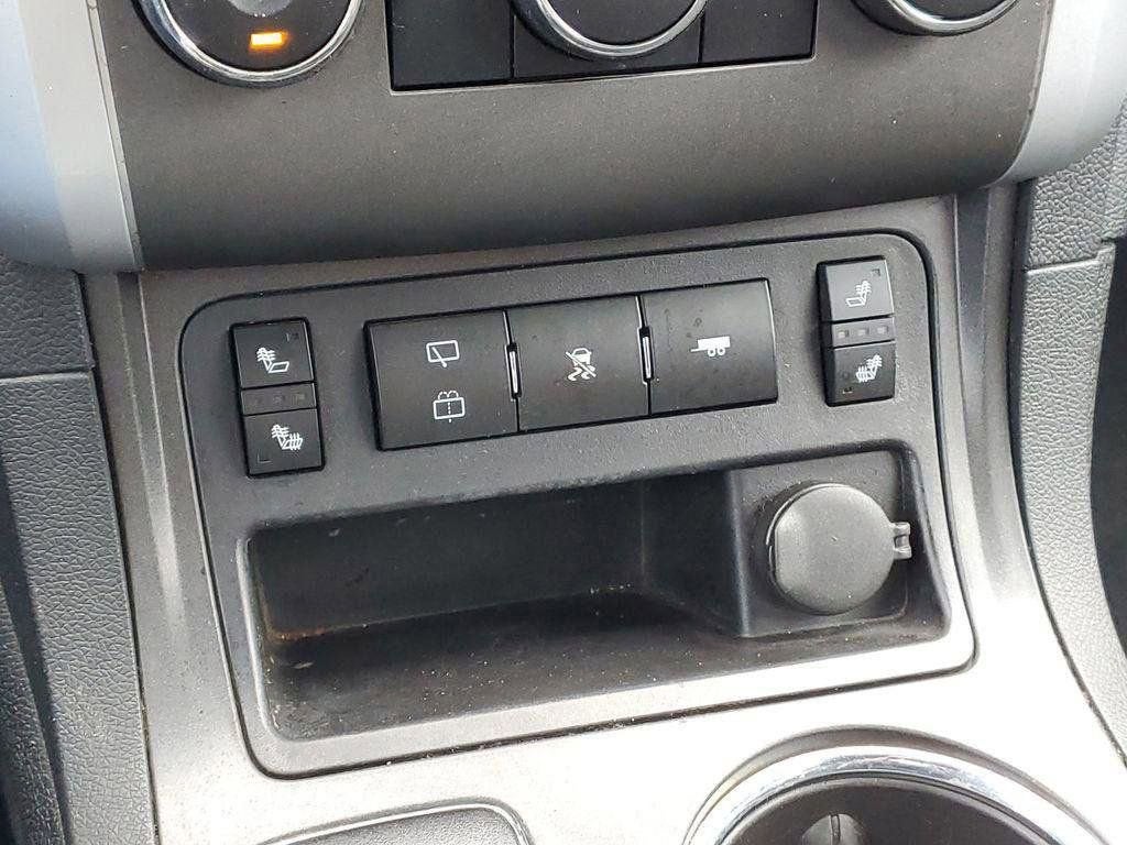 2011 Chevrolet Traverse LT w/1LT