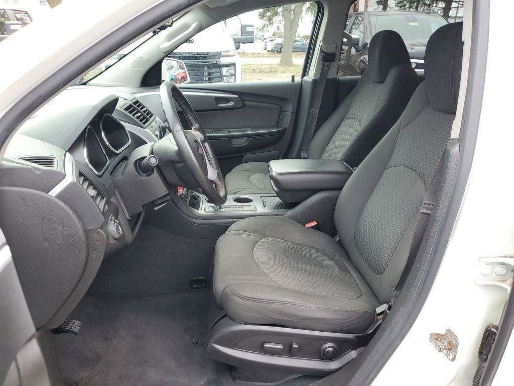 2011 Chevrolet Traverse LT w/1LT