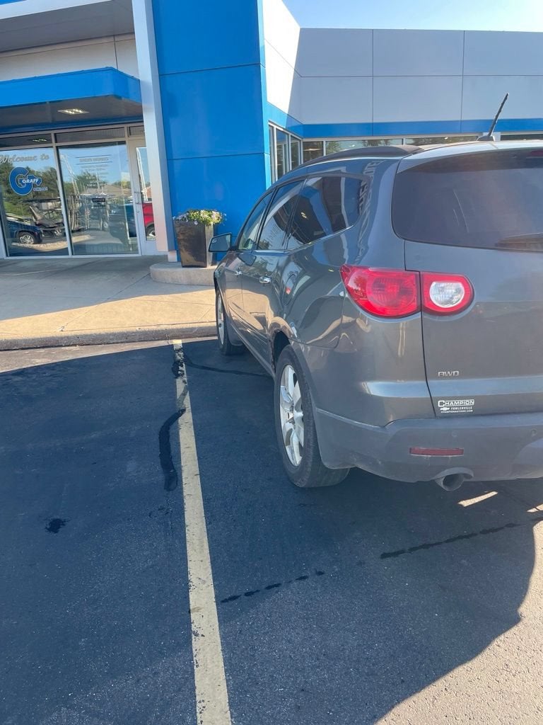 2010 Chevrolet Traverse LT w/1LT