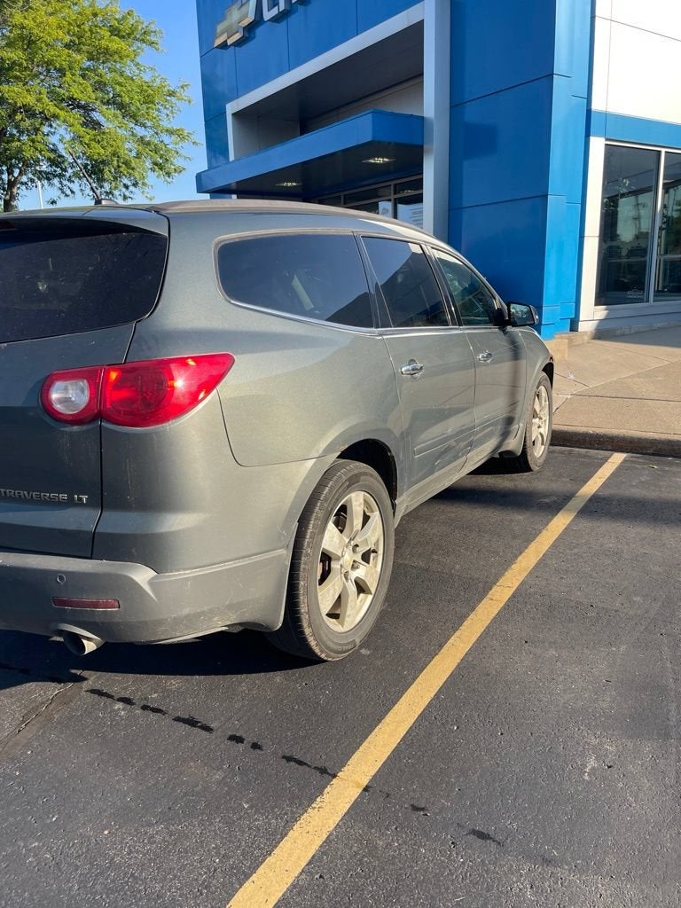 2010 Chevrolet Traverse LT w/1LT