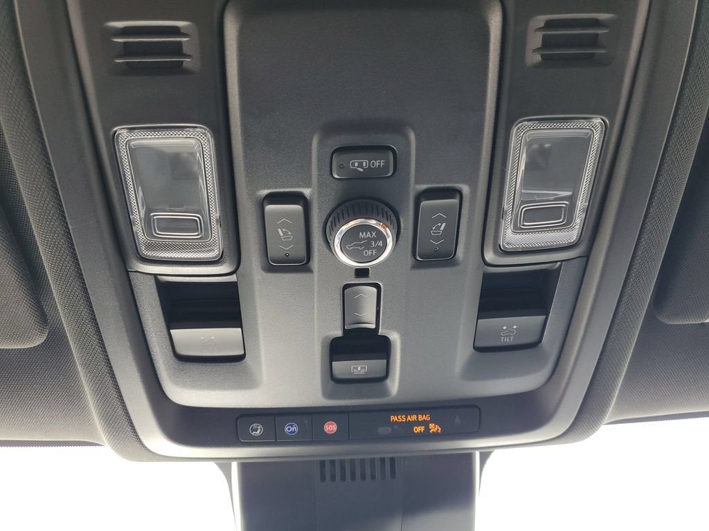 2025 Chevrolet Suburban RST