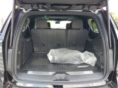 2025 Chevrolet Suburban RST