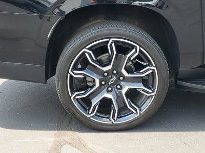 2025 Chevrolet Suburban RST