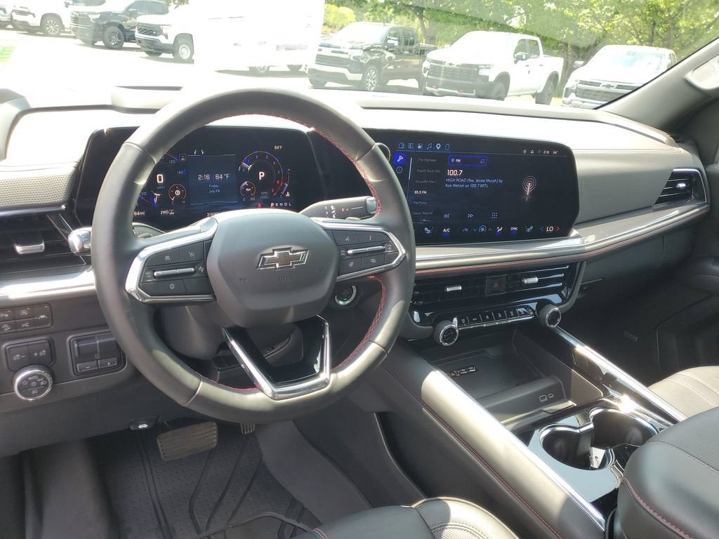 2025 Chevrolet Suburban RST