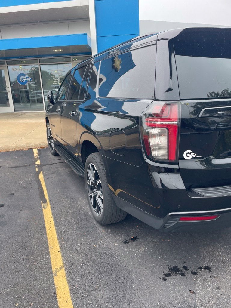2023 Chevrolet Suburban RST