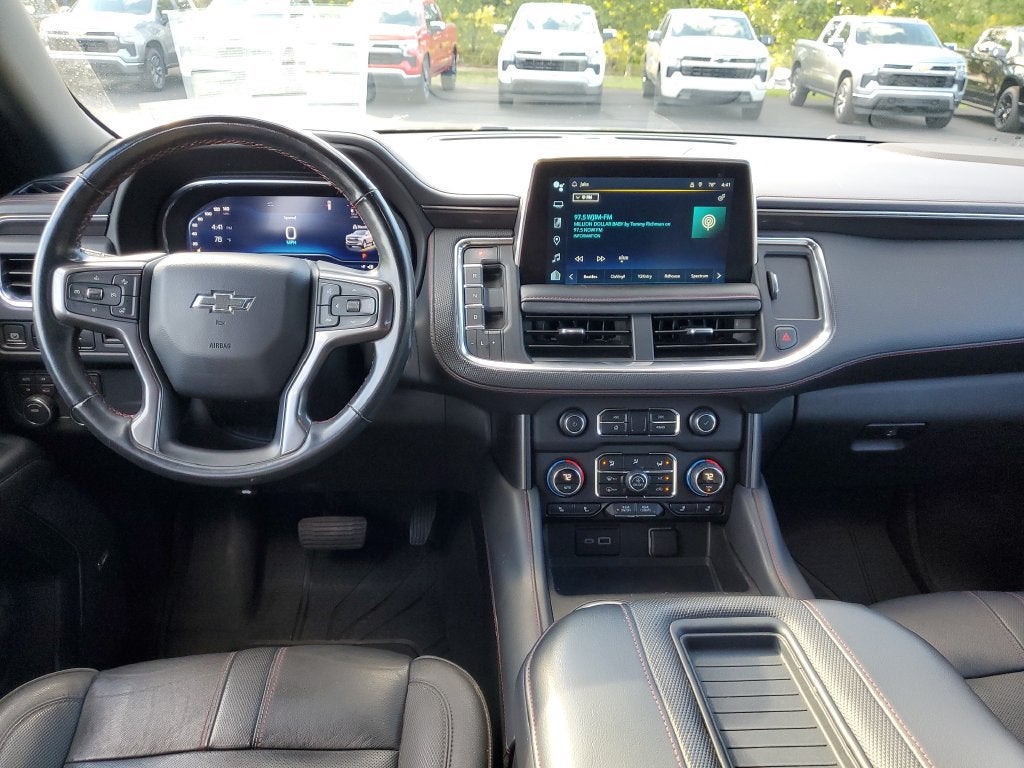 2023 Chevrolet Suburban RST