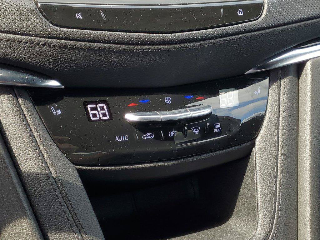 2023 Cadillac XT5 FWD Premium Luxury