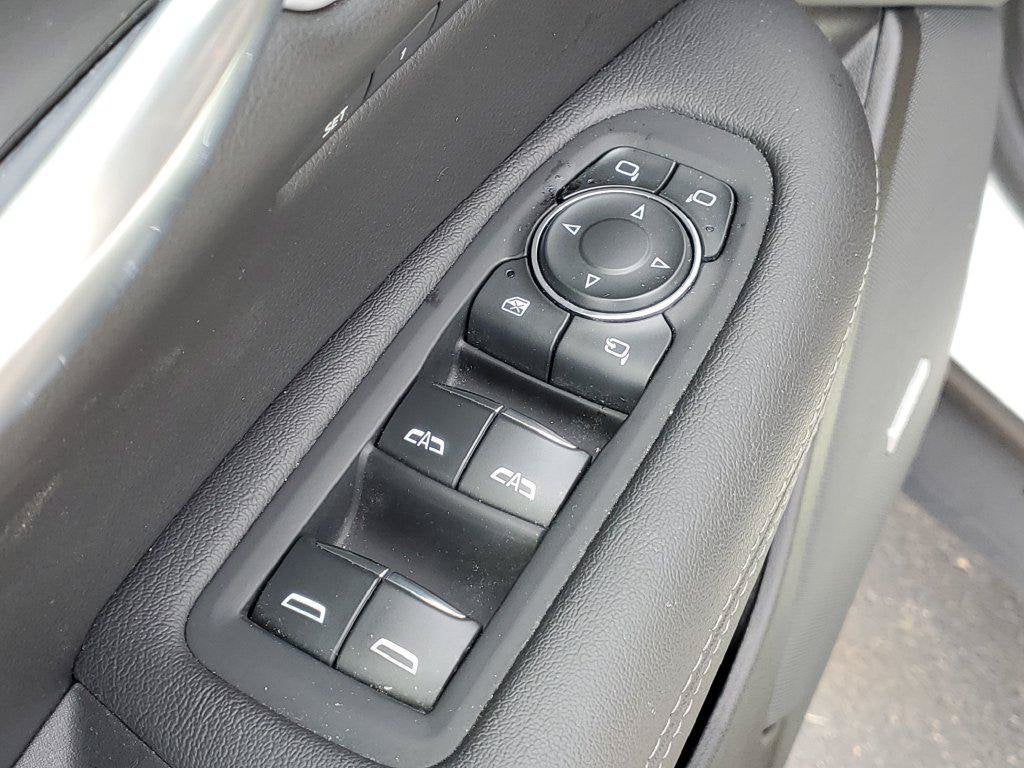 2023 Cadillac XT5 FWD Premium Luxury