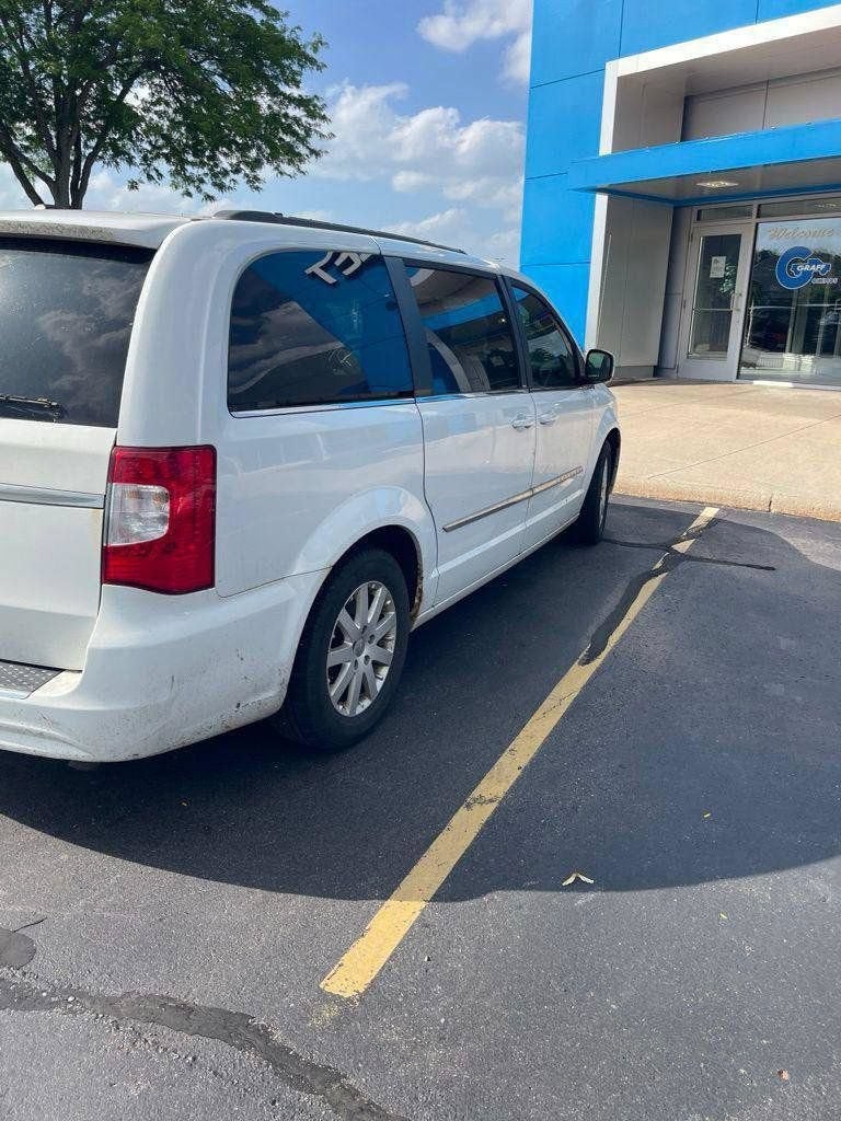 2014 Chrysler Town & Country Touring