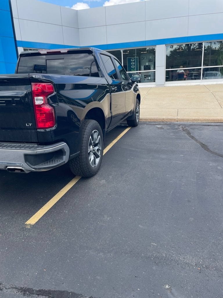 2025 Chevrolet Silverado 1500 LT