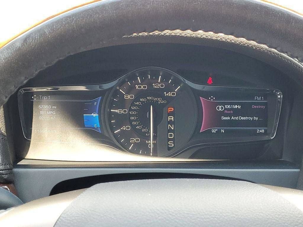 2014 Lincoln MKX BASE