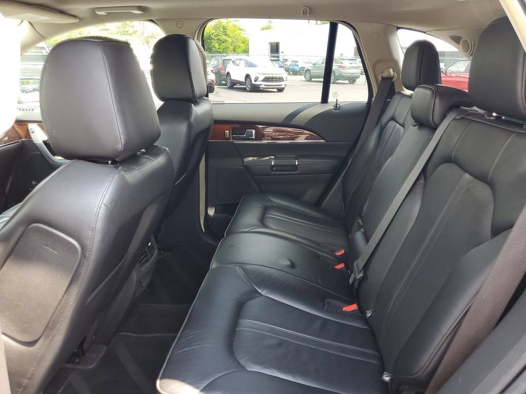 2014 Lincoln MKX BASE