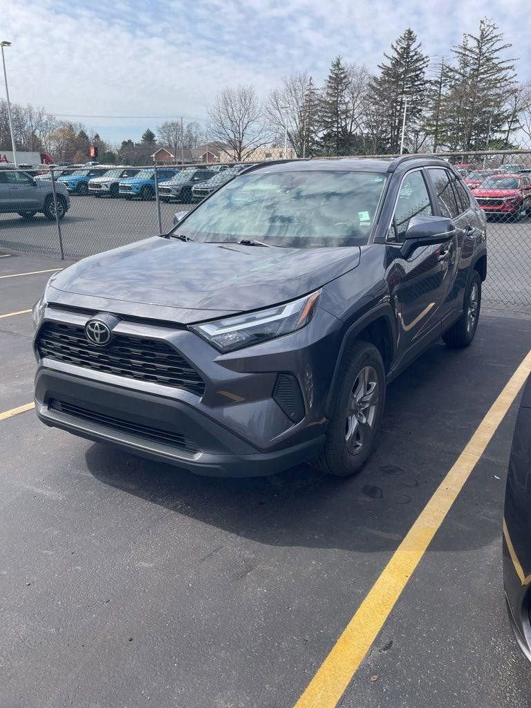 2024 Toyota RAV4 XLE