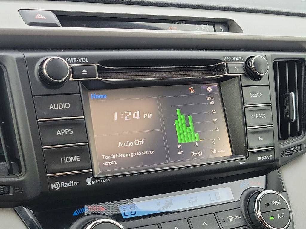 2017 Toyota RAV4 XLE