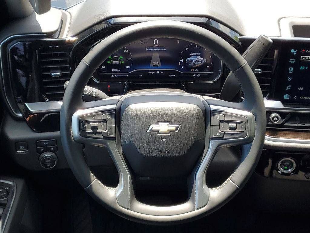 2024 Chevrolet Silverado 1500 LT (2FL)
