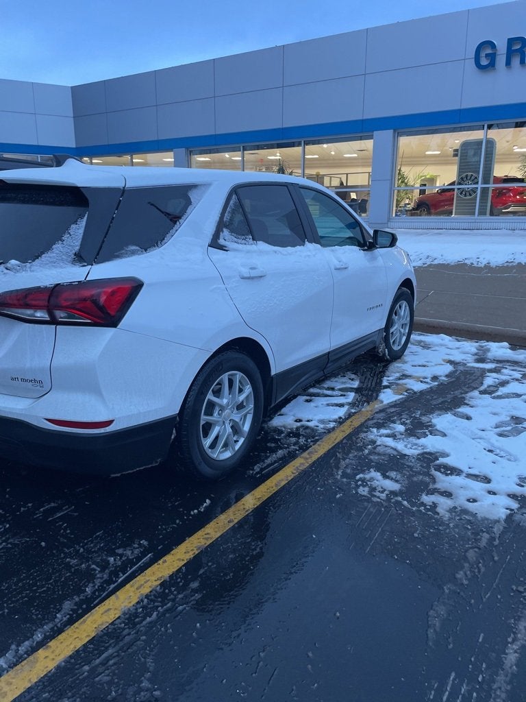 2024 Chevrolet Equinox LS