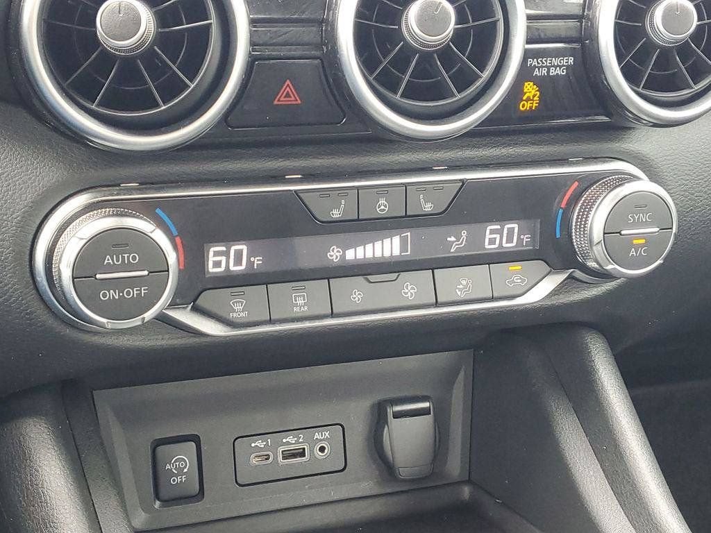 2024 Nissan Sentra SV Xtronic CVT
