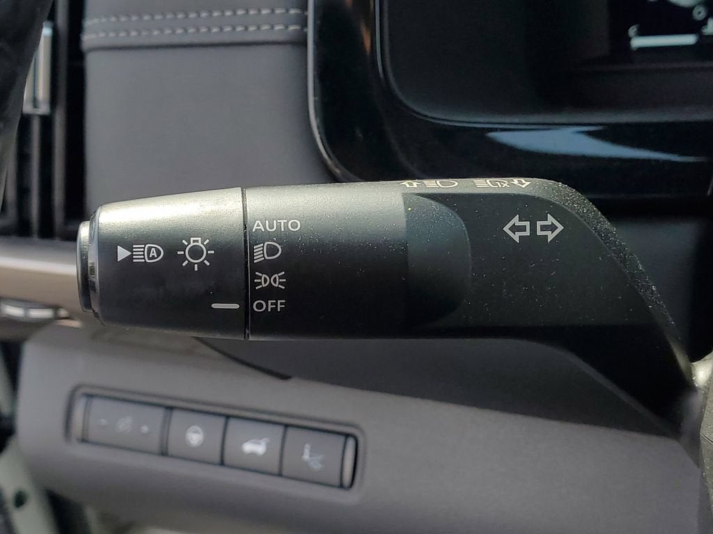 2024 Nissan Pathfinder Platinum 4WD