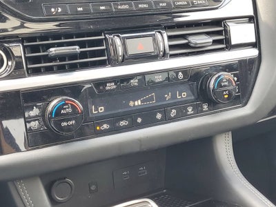 2024 Nissan Pathfinder Platinum 4WD