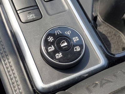 2024 Nissan Pathfinder Platinum 4WD