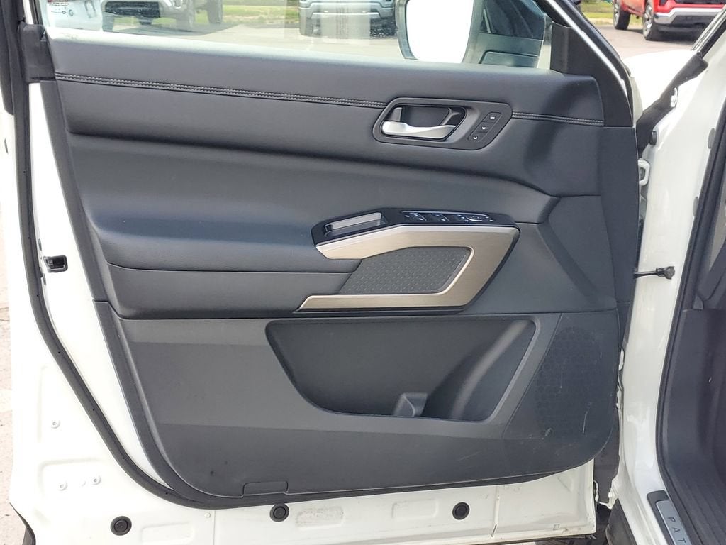 2024 Nissan Pathfinder Platinum 4WD