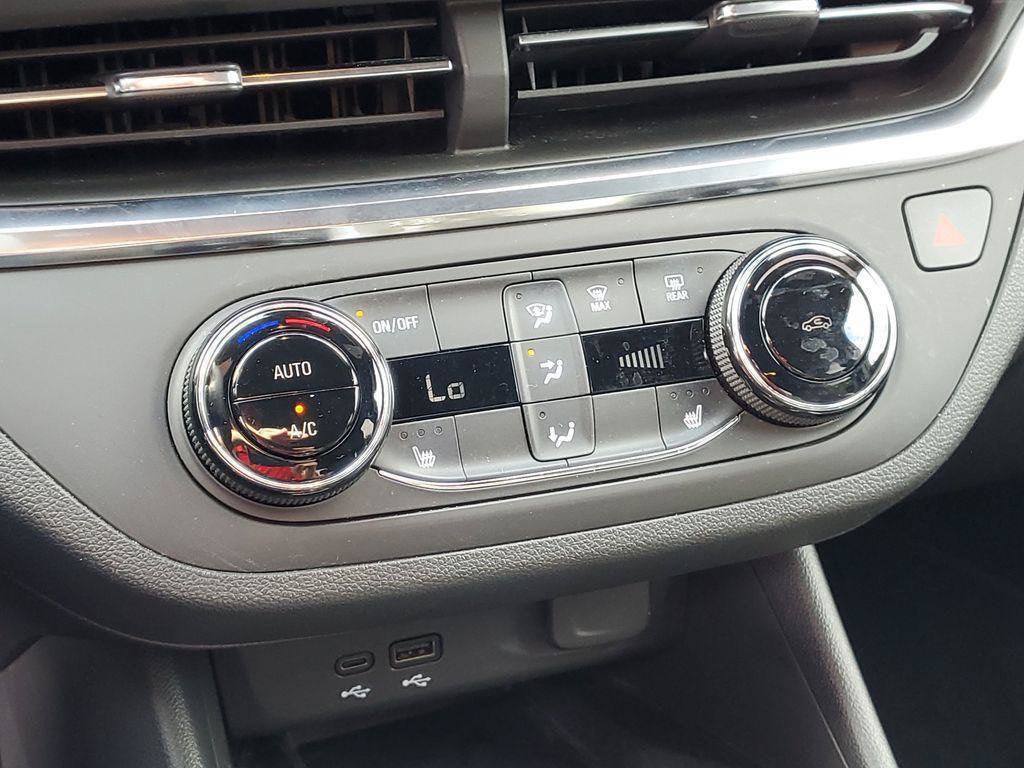 2024 Buick Envista Preferred