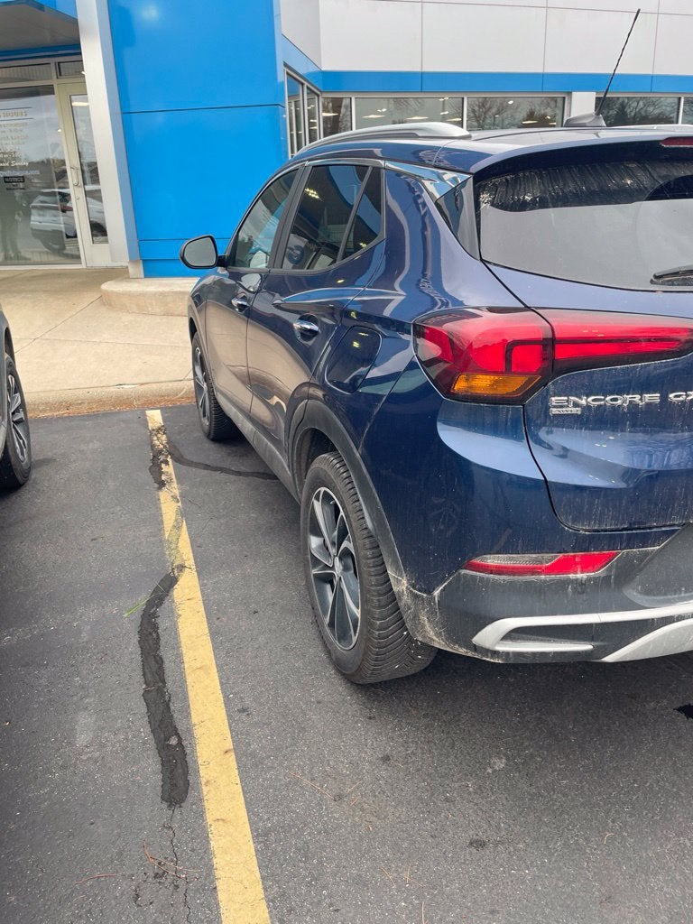 2022 Buick Encore GX Select