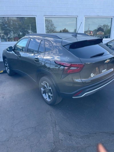 2024 Chevrolet Trax LT