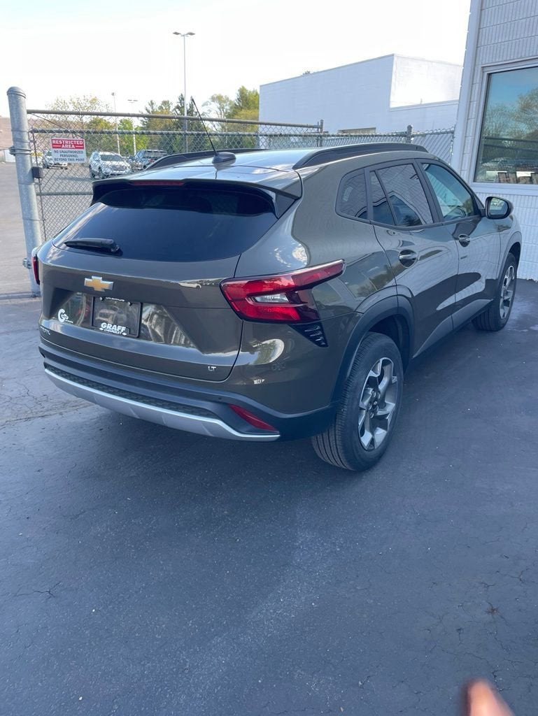 2024 Chevrolet Trax LT