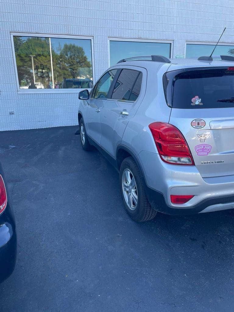 Used 2019 Chevrolet Trax LT with VIN KL7CJPSB5KB830947 for sale in Meridian charter Township, MI