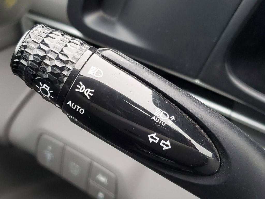 2022 Hyundai Elantra Hybrid Blue