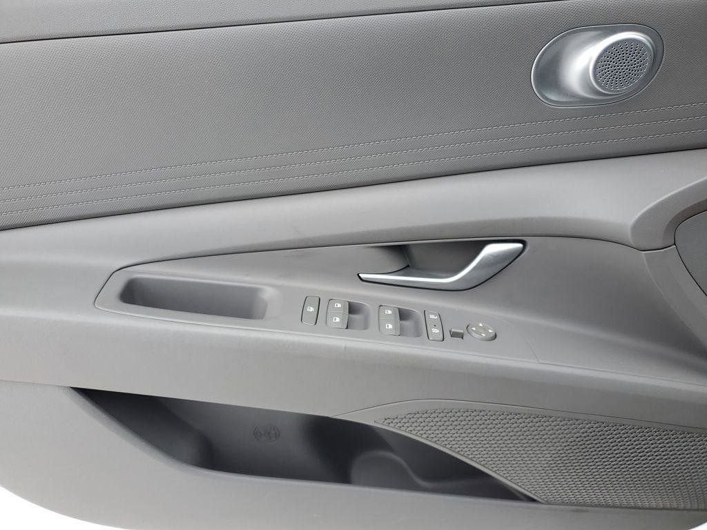 2022 Hyundai Elantra Hybrid Blue