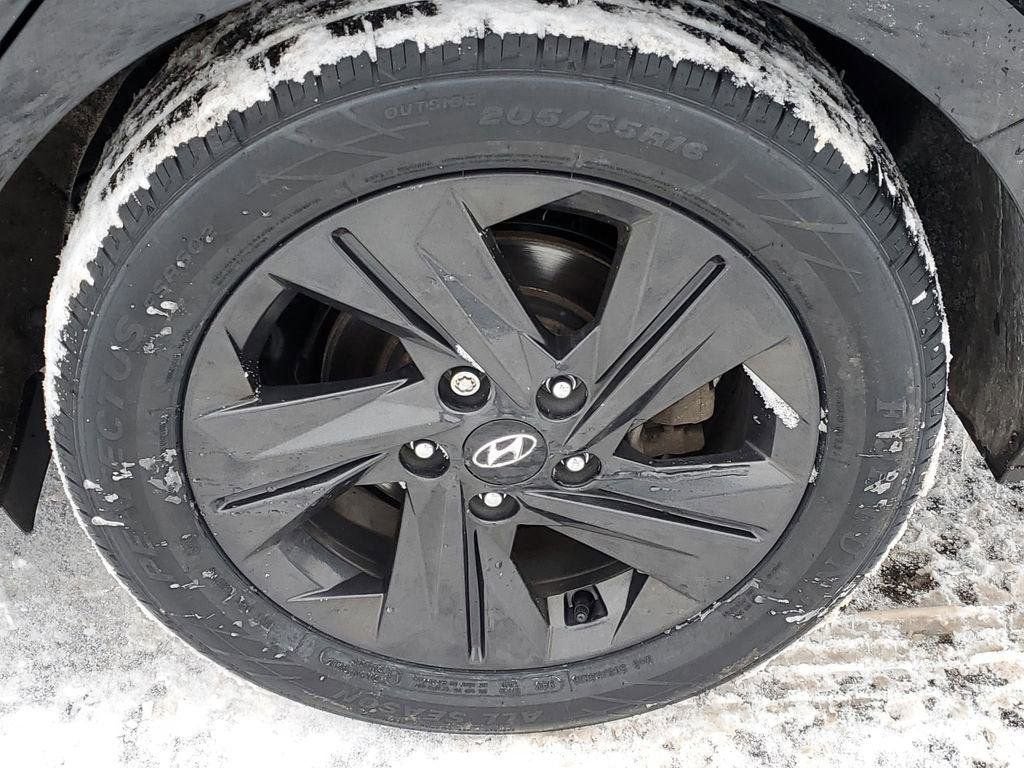 2022 Hyundai Elantra Hybrid Blue